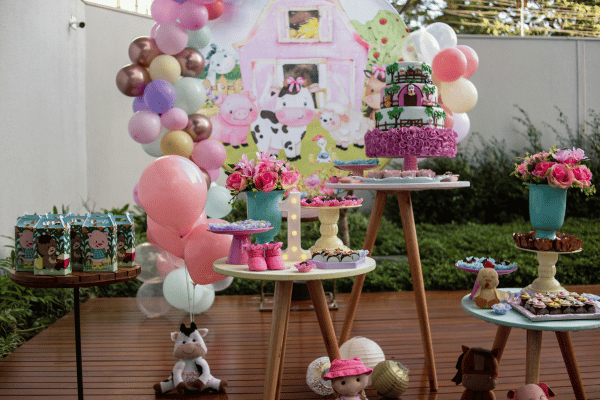 Birthday Balloon Decoration in Taoru